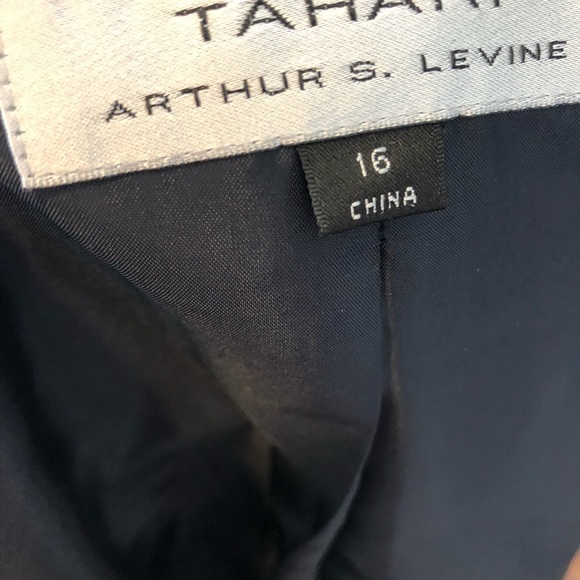 Tahari Arthur S. Levine Size 16 Blazer Suit Jackey - Picture 11 of 11